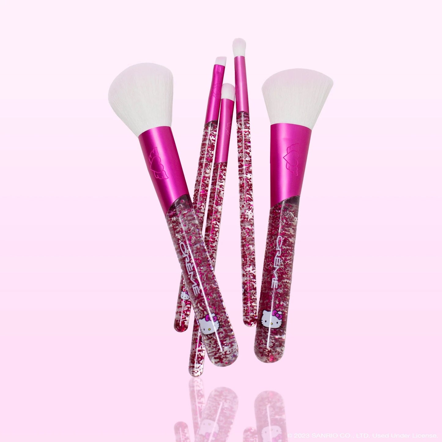 The Crème Sho X Hello Kitty Luv Wave Brush Set